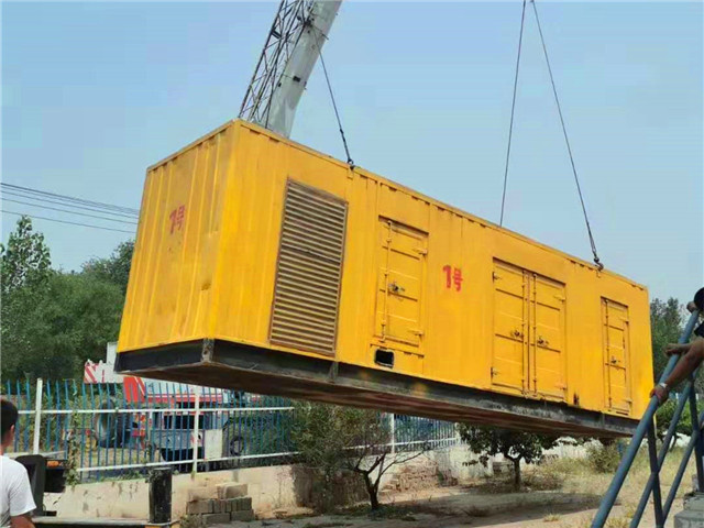 打安镇300KW柴油发电机组油耗是多少？