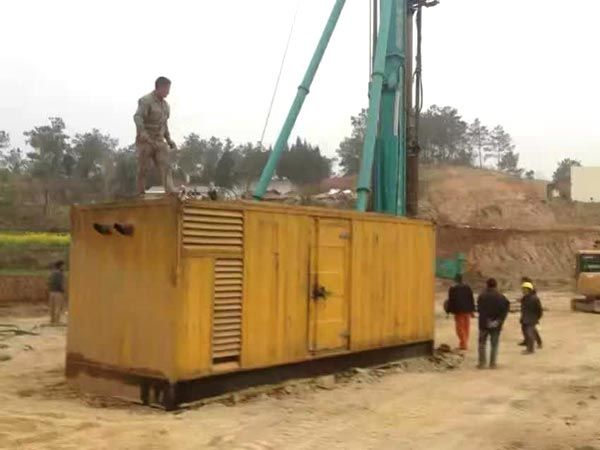 打安镇如何判断水冷式机油散热器密封件是否需要更换？